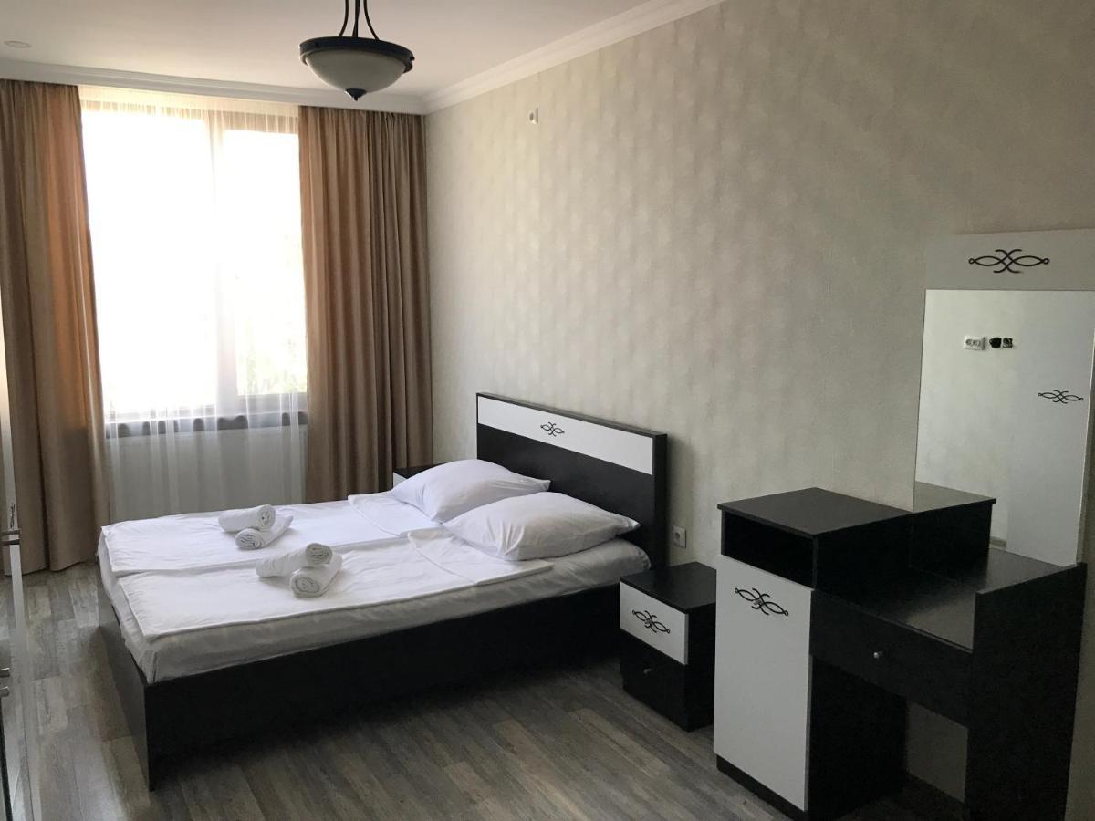 Friendly House Hotel Ахалцихе Екстериор снимка