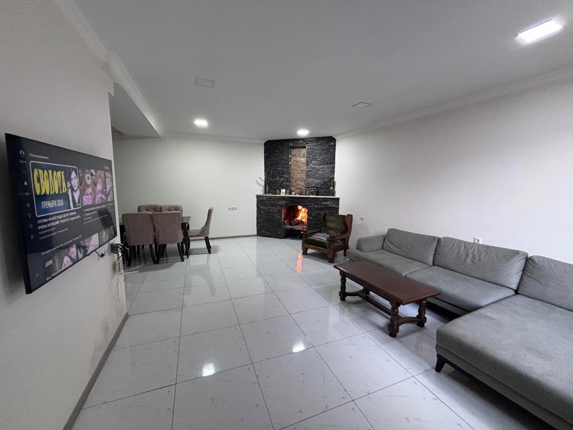 Friendly House Hotel Ахалцихе Екстериор снимка
